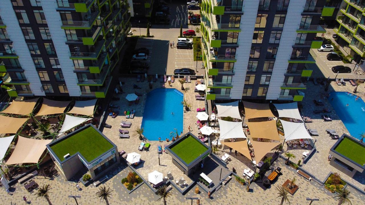 Visum Aparthotel Pool & Spa Mamaia Nord Navodari Exterior photo